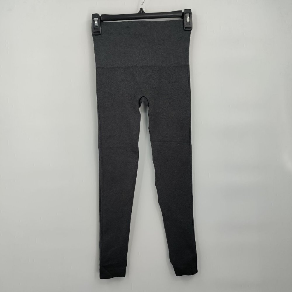 Spanx Look At Me Seamless Legging Control Shaping Crop Pants Small Womens Gray